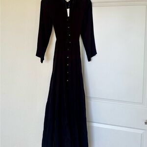 Elegant Black Long Sleeve Button-Down Dress